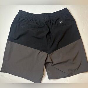 Vans Off The Wall Range Elastic Relaxed Shorts Size Small